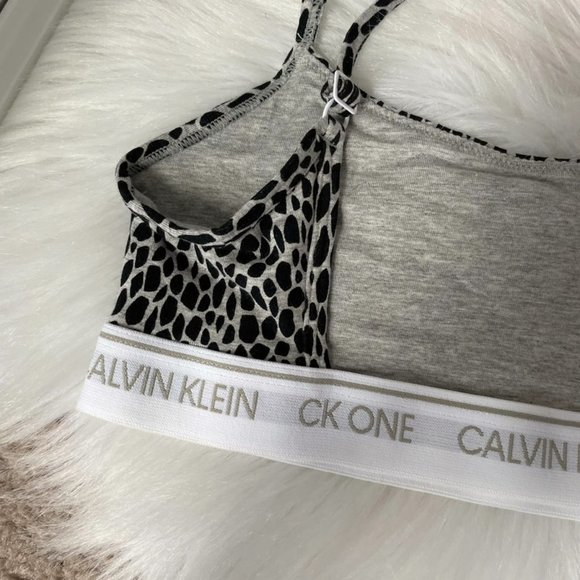 Calvin Klein Leopard Unlined Bralette - Picture 3 of 3